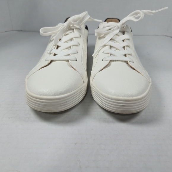 SOUL Naturalizer Women's Neela White and Black Oxford Sneakers Size 7 Wide - Picture 6 of 12